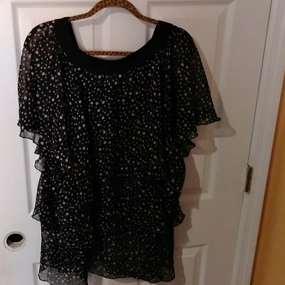 Avenue studio two flare ladies tops - Picture 5 of 7